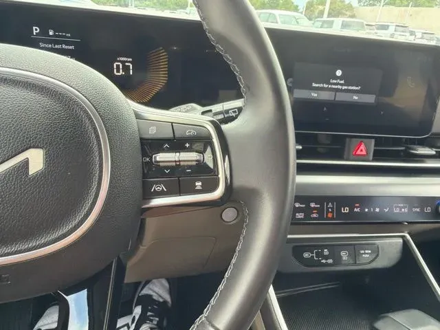 2026 Kia Carnival LXS thumbnail 36