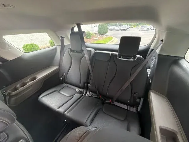 2026 Kia Carnival LXS thumbnail 18