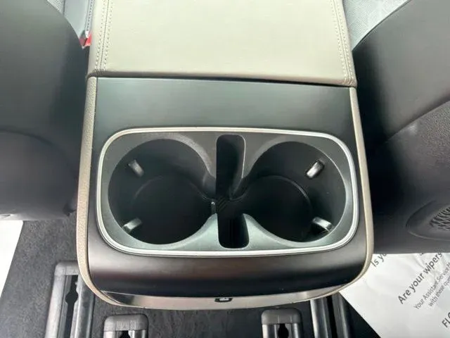 2026 Kia Carnival LXS thumbnail 23