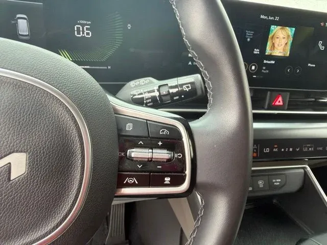 2026 Kia Carnival LXS thumbnail 39
