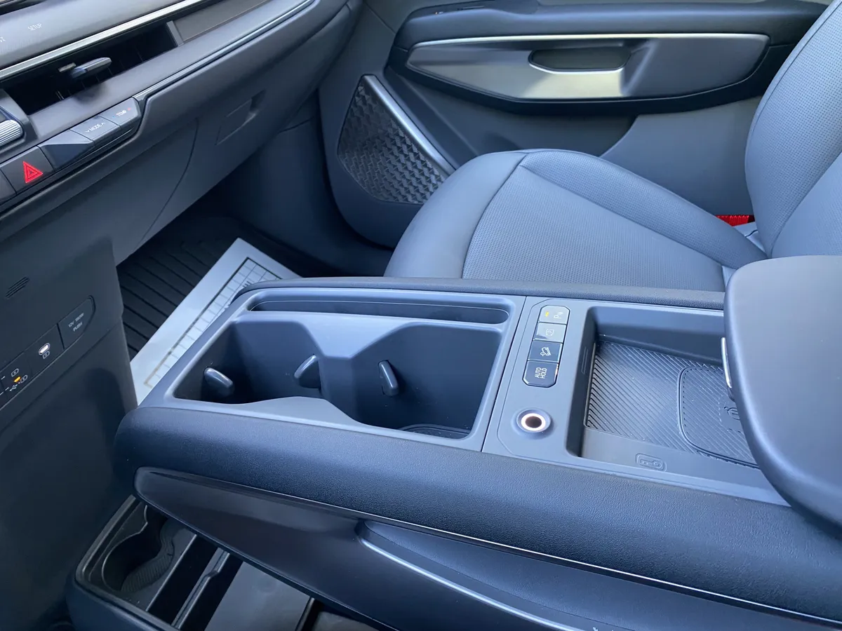 2026 Kia EV9 Light Long Range thumbnail 28