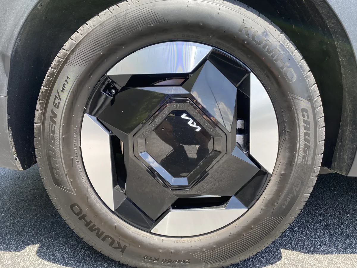 2026 Kia EV9 Light Long Range thumbnail 39