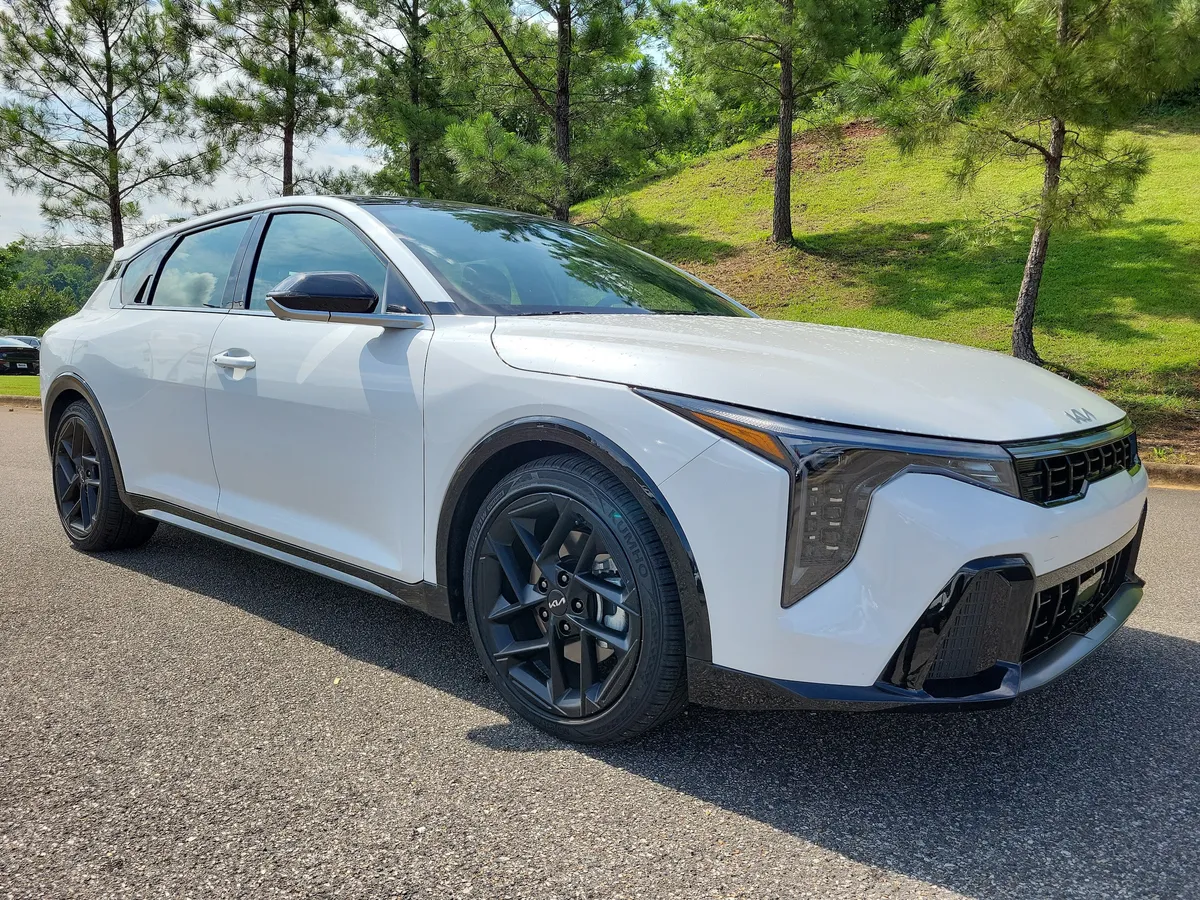 2026 Kia K4 Hatchback GT-Line Turbo thumbnail 7