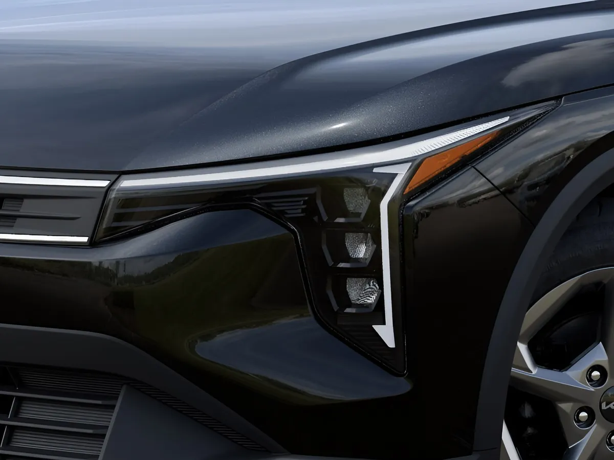 2026 Kia K4 LXS thumbnail 26