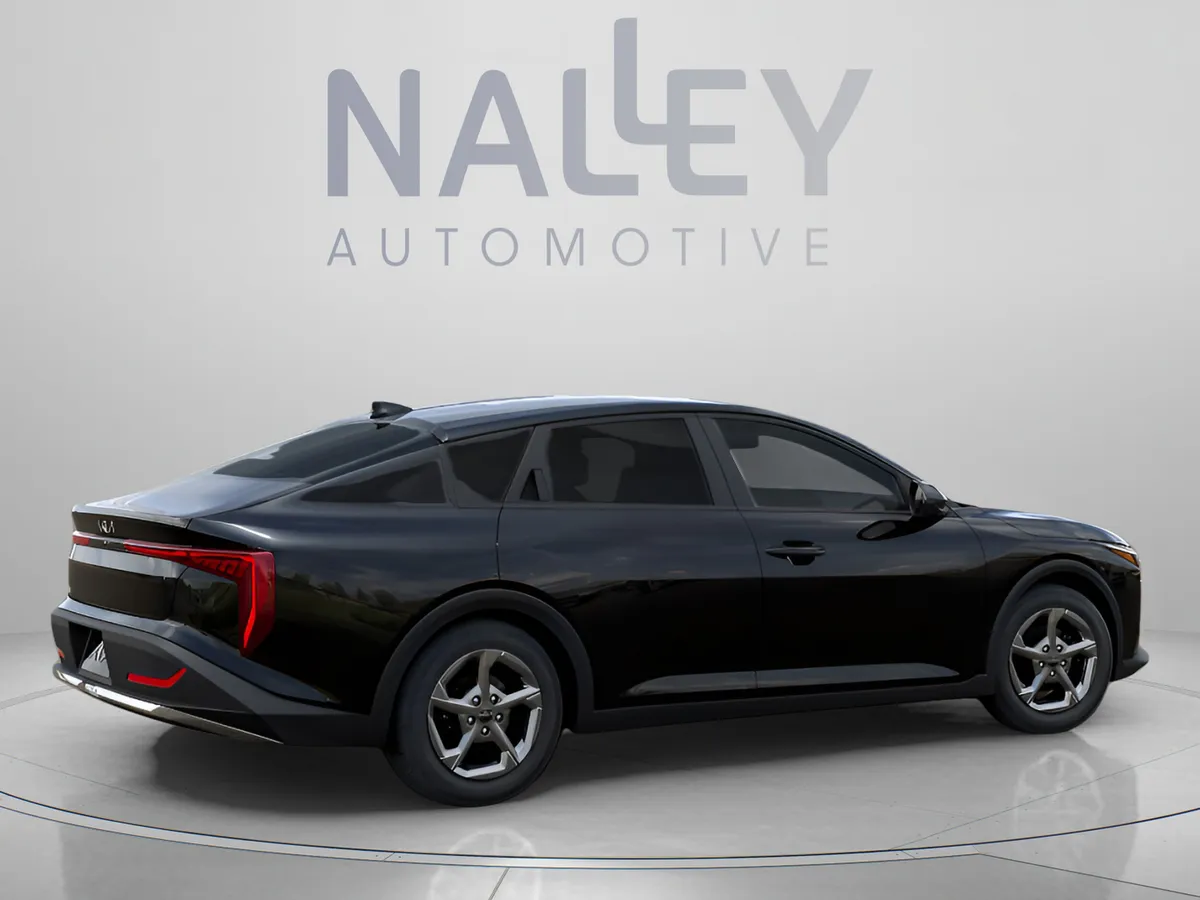 2026 Kia K4 LXS thumbnail 6