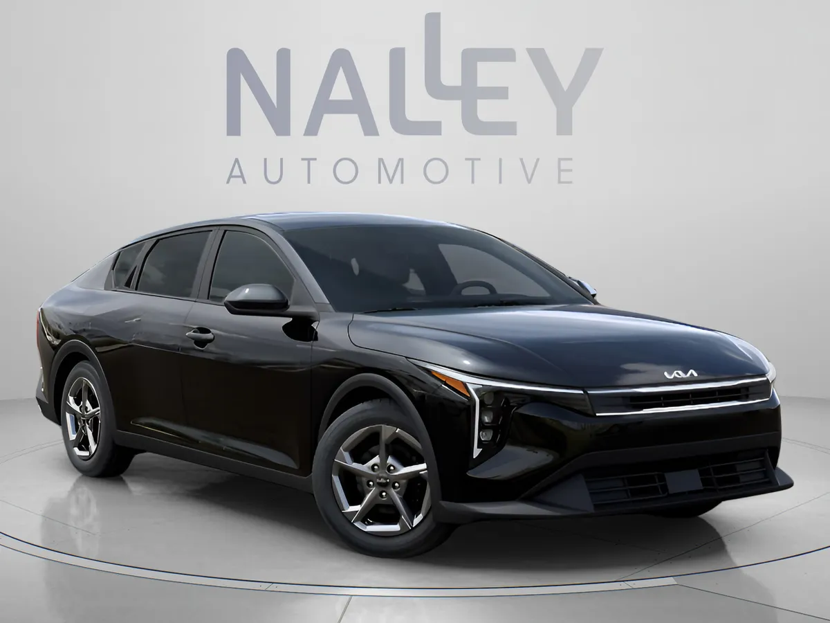 2026 Kia K4 LXS thumbnail 8