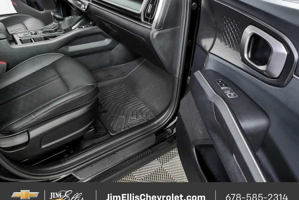 2026 Kia Sorento S thumbnail 22