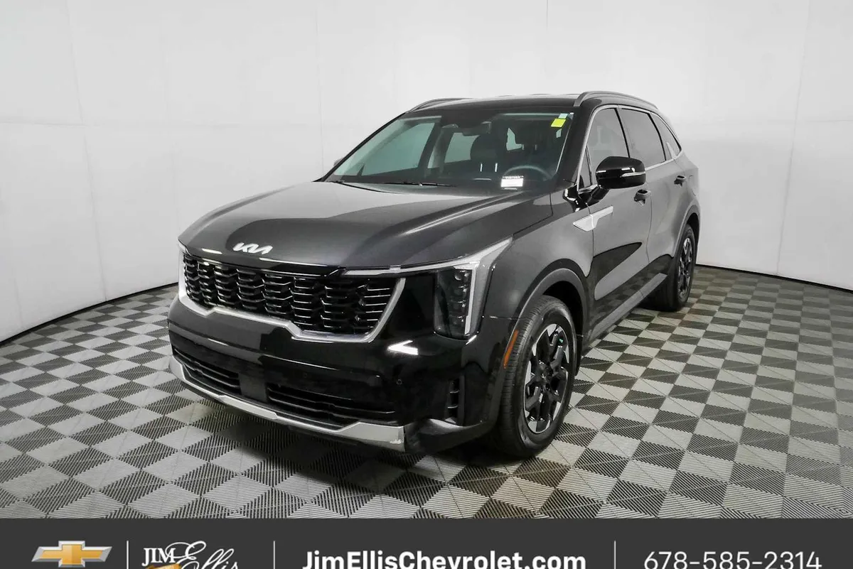 2026 Kia Sorento S thumbnail 24
