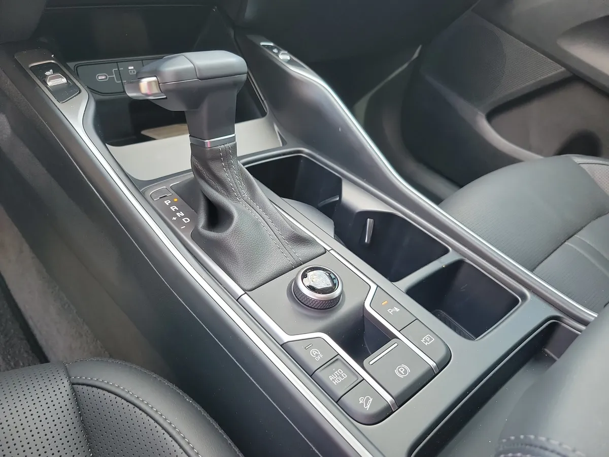 2026 Kia Sorento S thumbnail 21