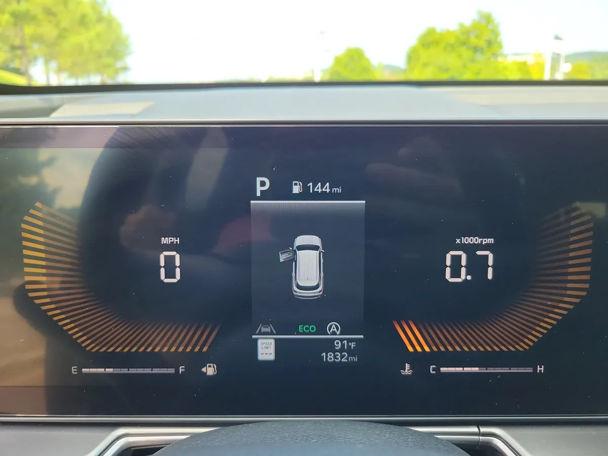 2026 Kia Sorento S thumbnail 24