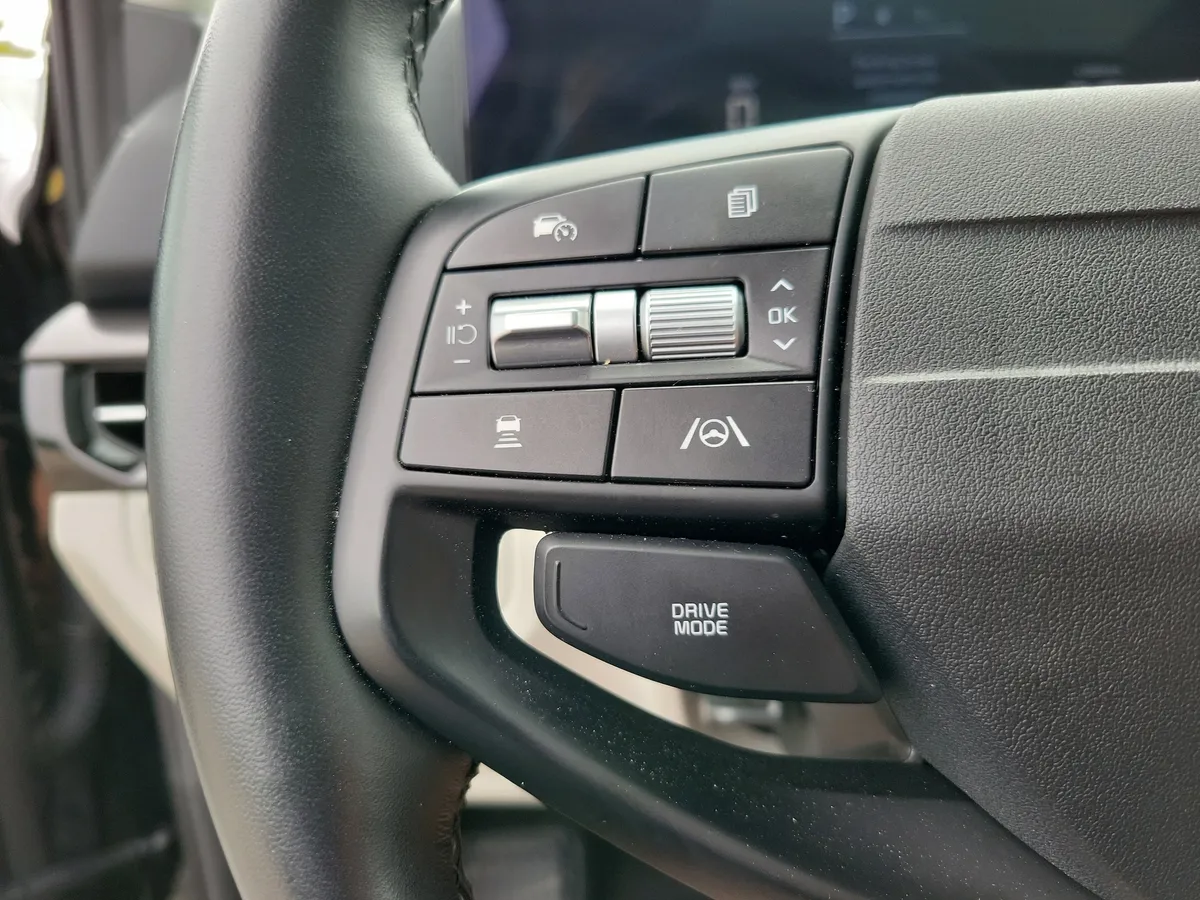 2026 Kia Sportage EX thumbnail 20
