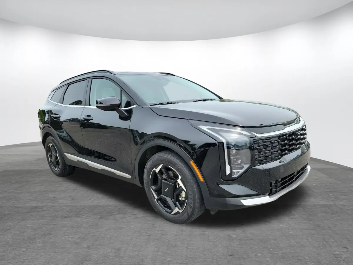 2026 Kia Sportage EX thumbnail 23