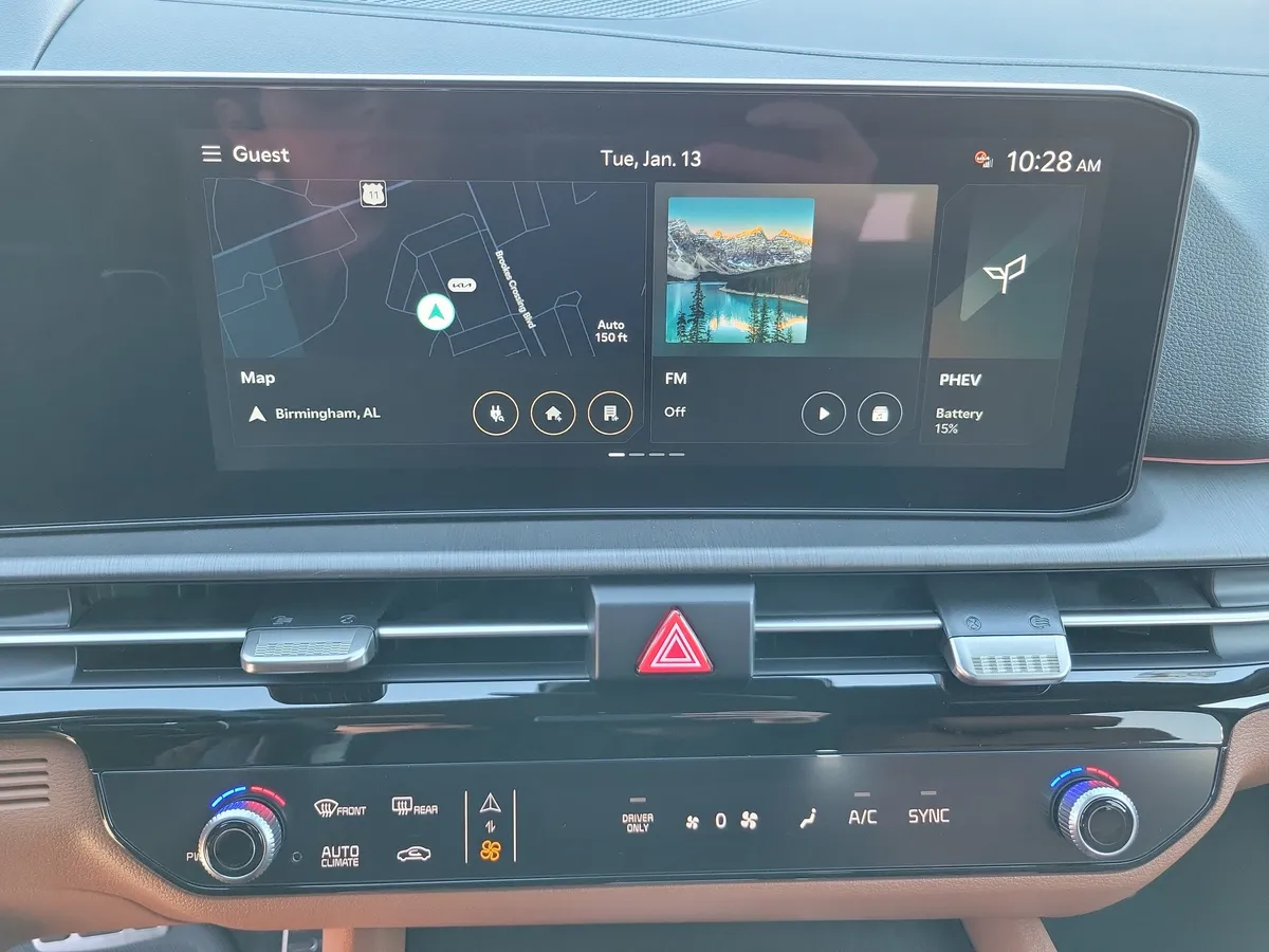 2026 Kia Sportage Plug-In Hybrid X-Line Prestige thumbnail 16
