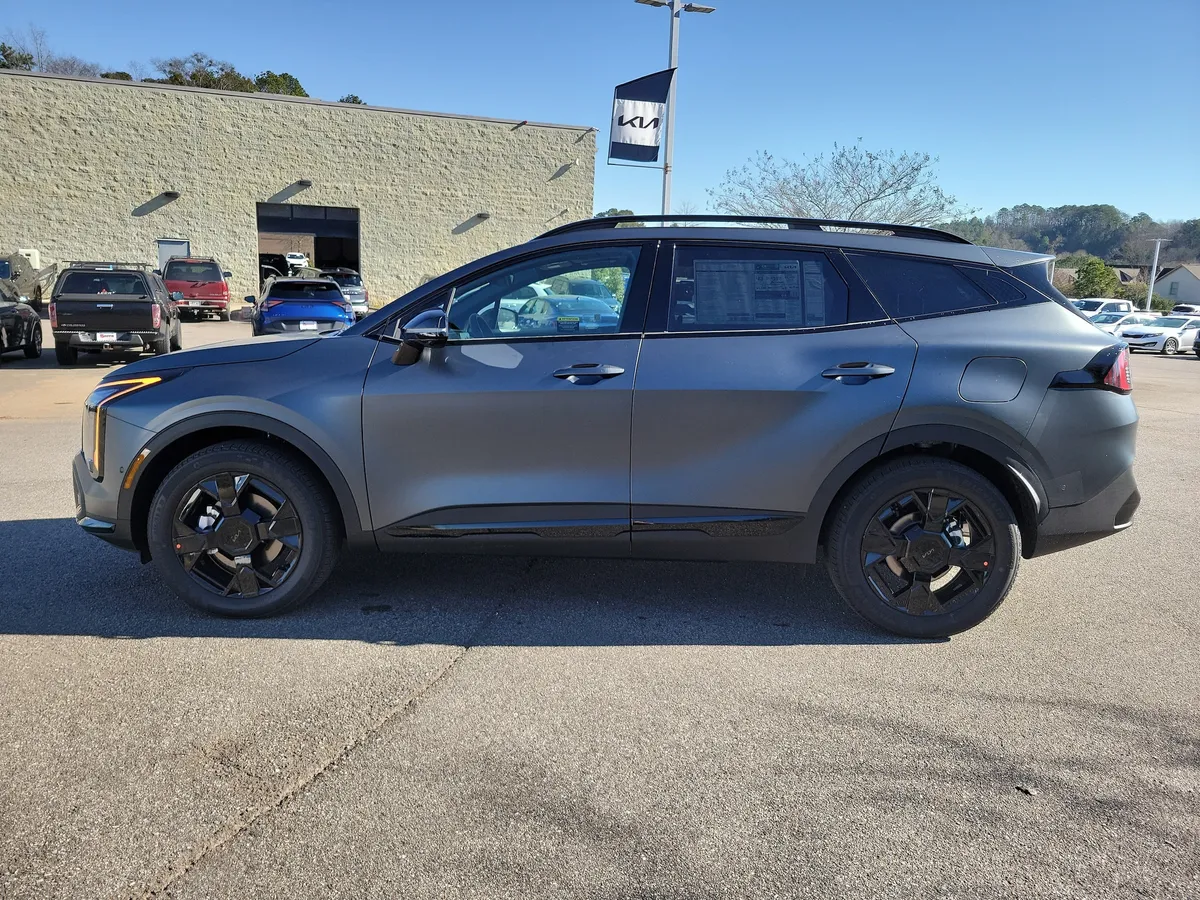 2026 Kia Sportage Plug-In Hybrid X-Line Prestige thumbnail 2
