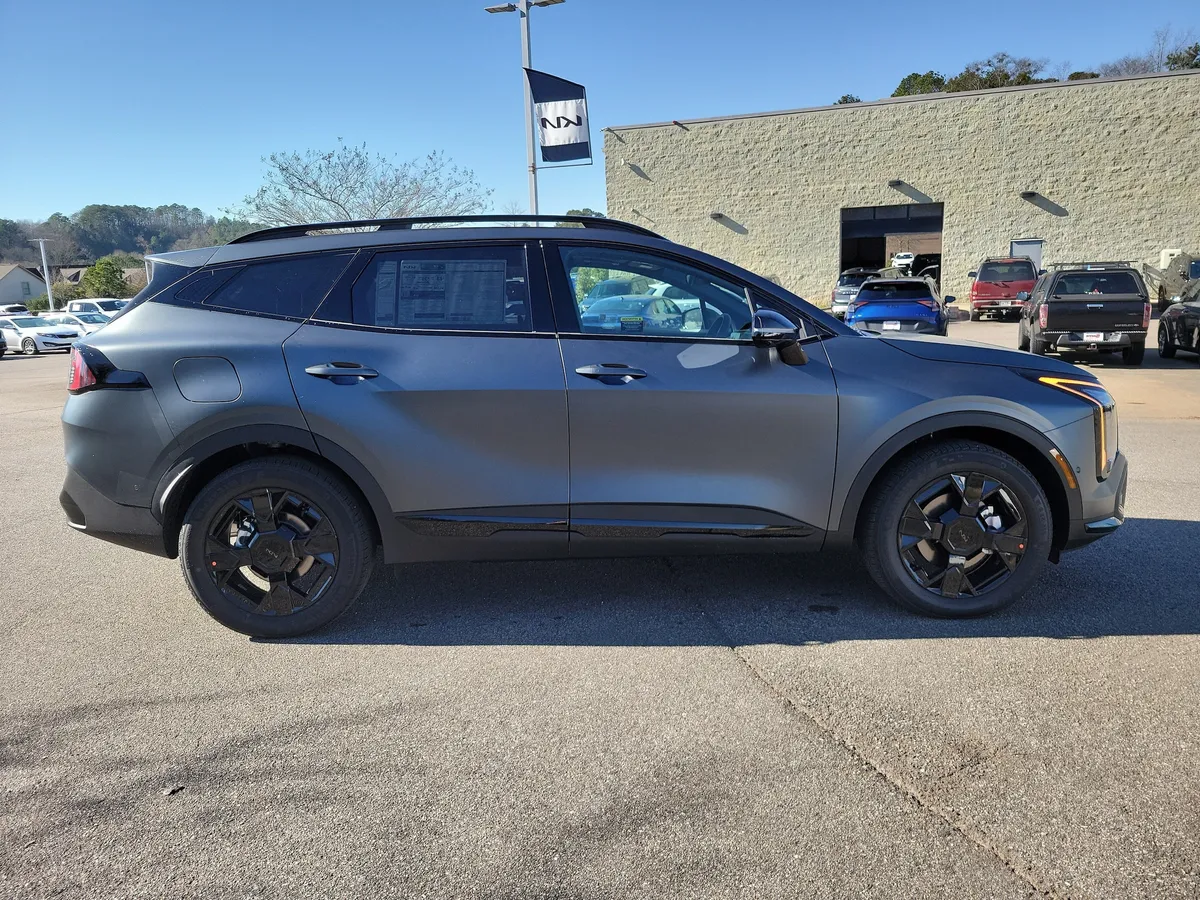 2026 Kia Sportage Plug-In Hybrid X-Line Prestige thumbnail 6