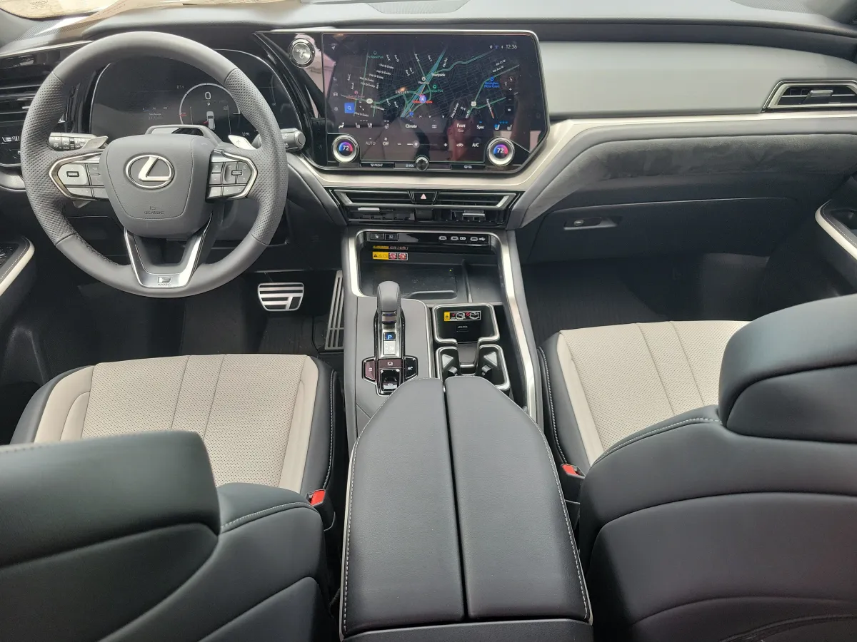 2026 Lexus TX TX 500h F SPORT Performance Premium thumbnail 12