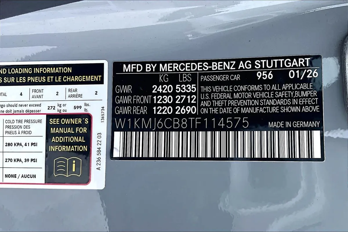 2026 Mercedes-Benz AMG® CLE 53 AMG® CLE 53 thumbnail 32