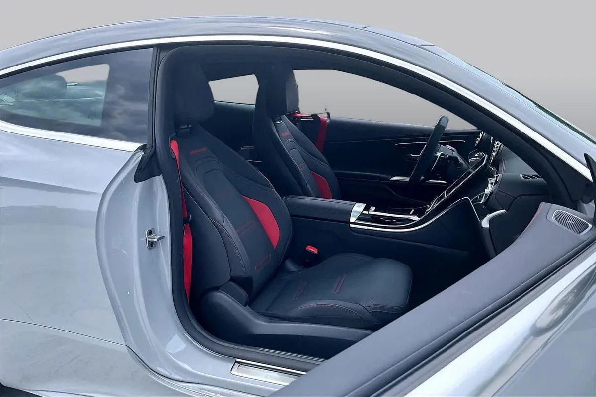 2026 Mercedes-Benz AMG® CLE 53 AMG® CLE 53 thumbnail 9