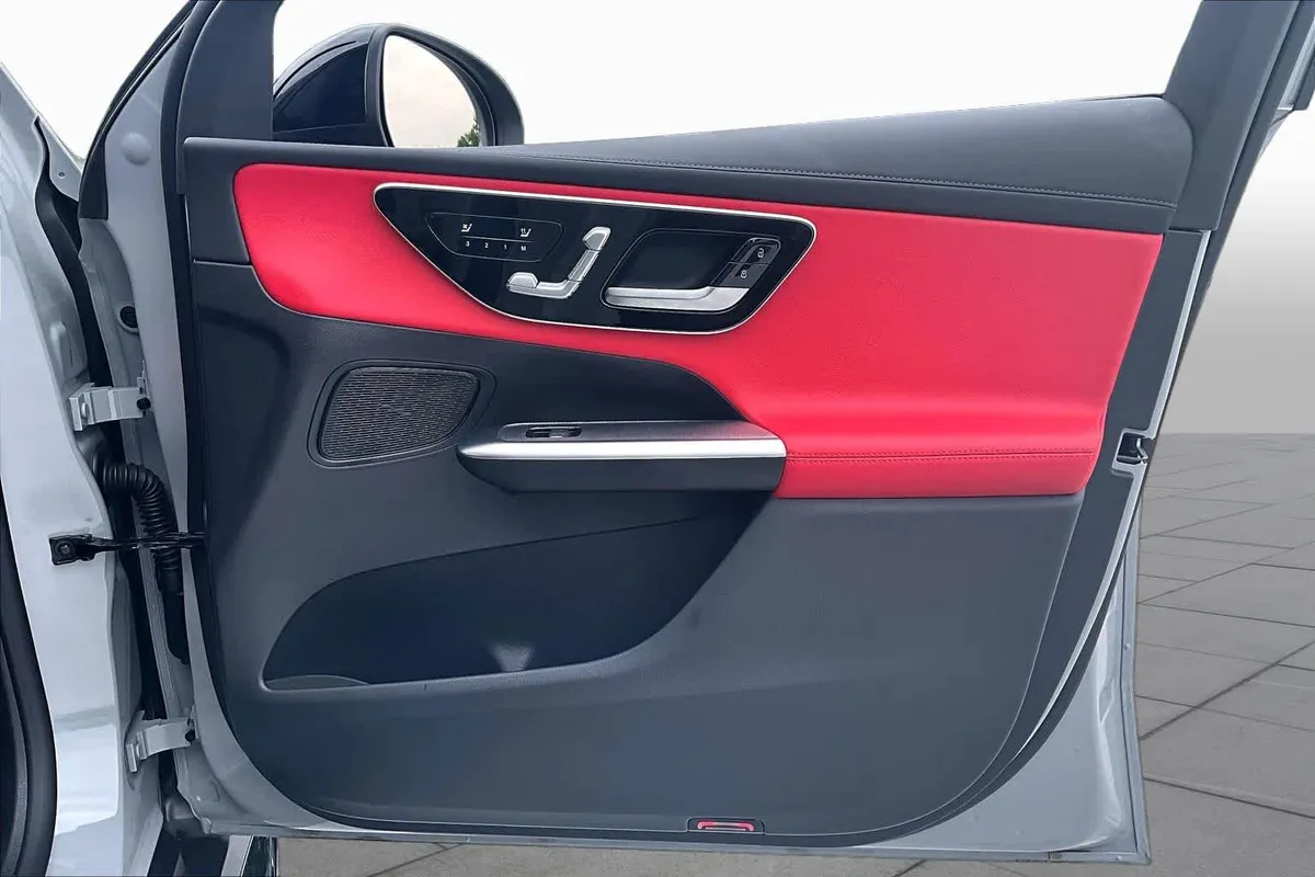 2026 Mercedes-Benz AMG® GLC 43 AMG® GLC 43 thumbnail 23