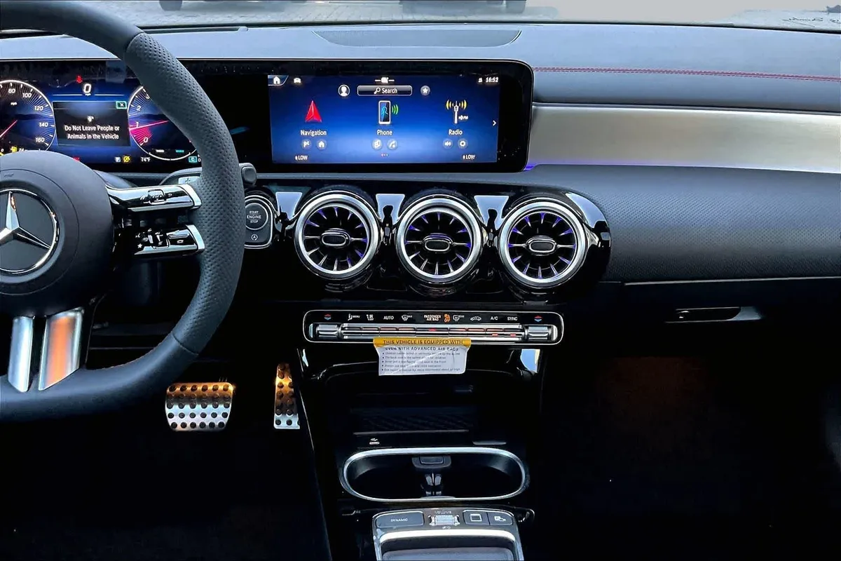 2026 Mercedes-Benz CLA 250 CLA 250 thumbnail 7