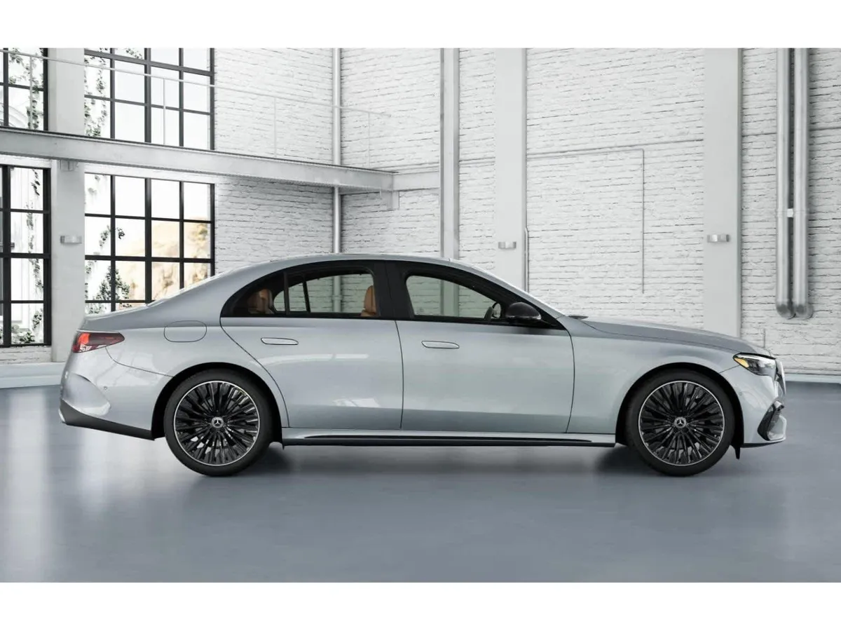 2026 Mercedes-Benz E 350 E 350 thumbnail 2