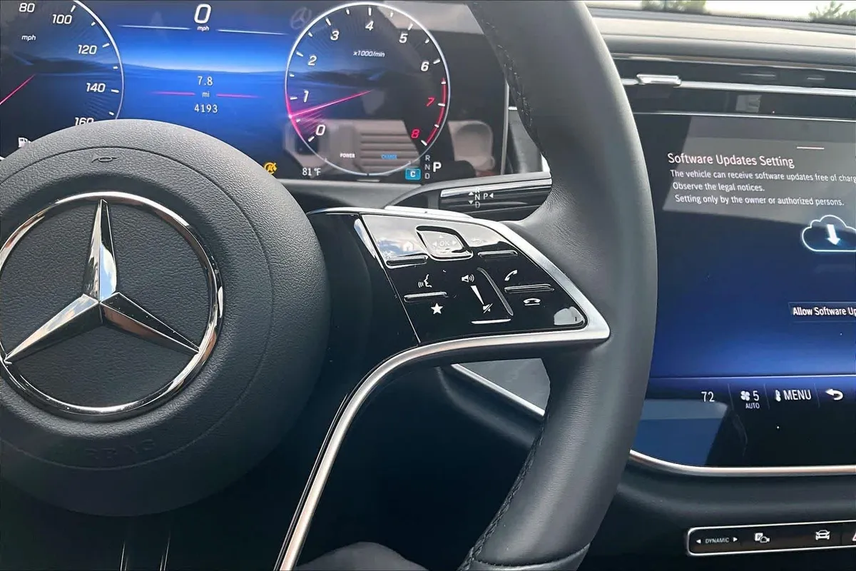 2026 Mercedes-Benz E 350 E 350 thumbnail 24