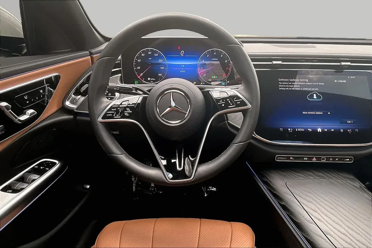 2026 Mercedes-Benz E 350 E 350 thumbnail 6