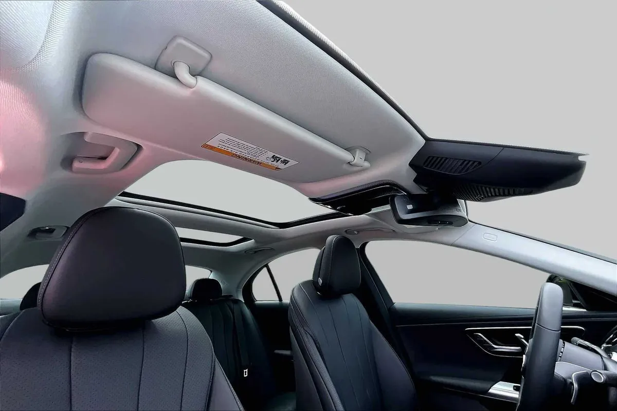 2026 Mercedes-Benz E 450 E 450 thumbnail 14