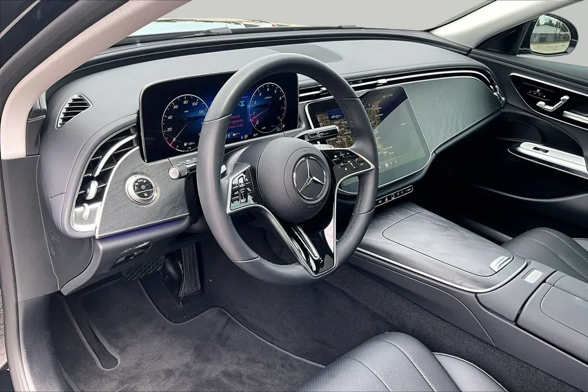 2026 Mercedes-Benz E 450 E 450 thumbnail 18