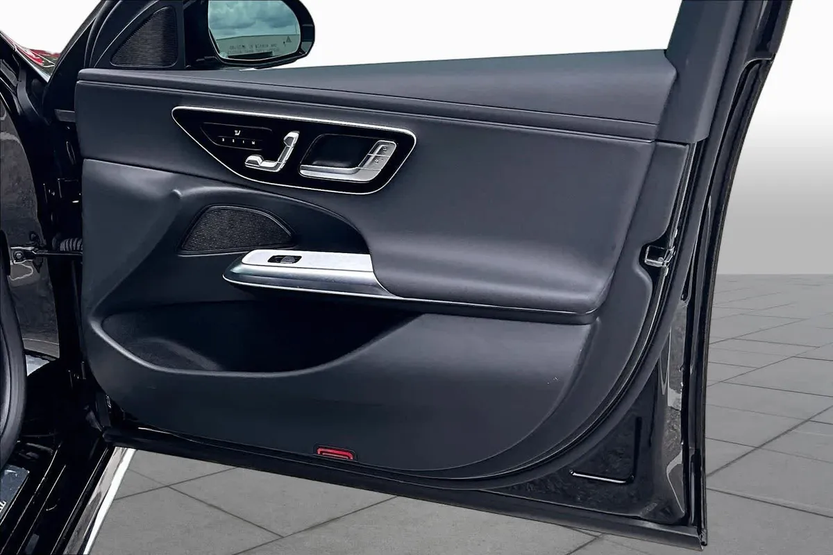 2026 Mercedes-Benz E 450 E 450 thumbnail 23