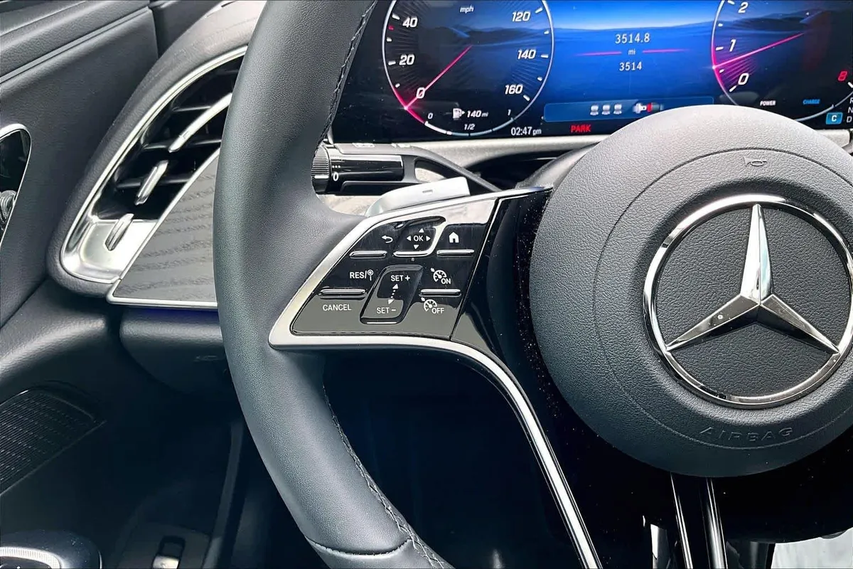 2026 Mercedes-Benz E 450 E 450 thumbnail 24