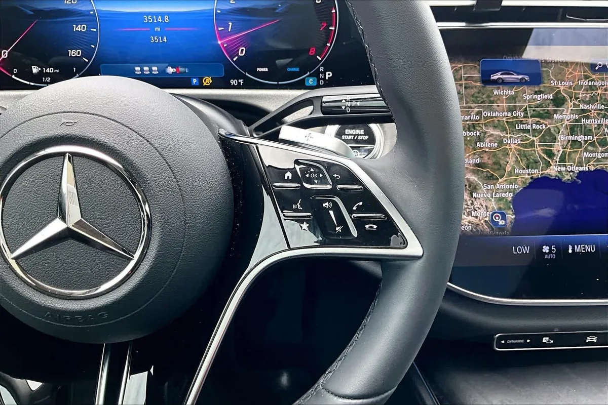 2026 Mercedes-Benz E 450 E 450 thumbnail 25