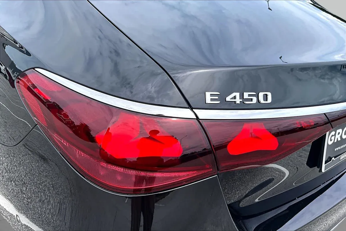 2026 Mercedes-Benz E 450 E 450 thumbnail 29