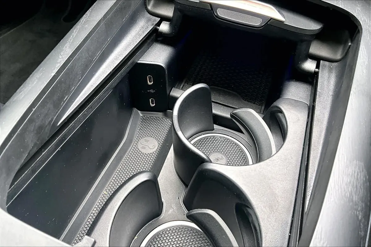 2026 Mercedes-Benz E 450 E 450 thumbnail 35