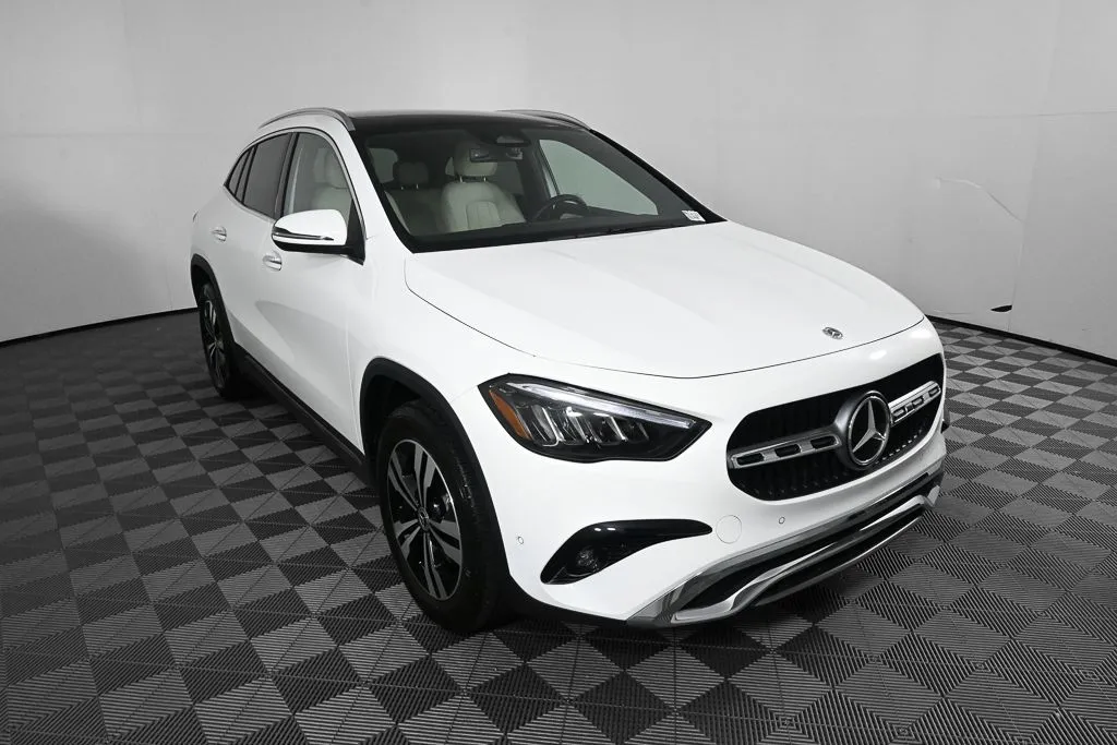 2026 Mercedes-Benz GLA 250 thumbnail 24
