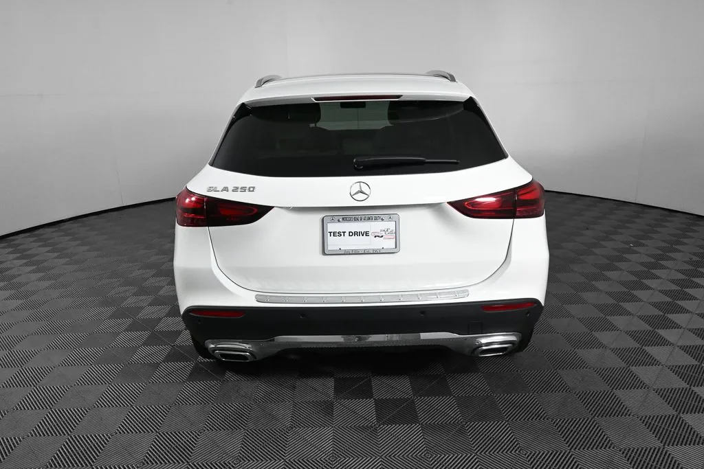 2026 Mercedes-Benz GLA 250 thumbnail 28
