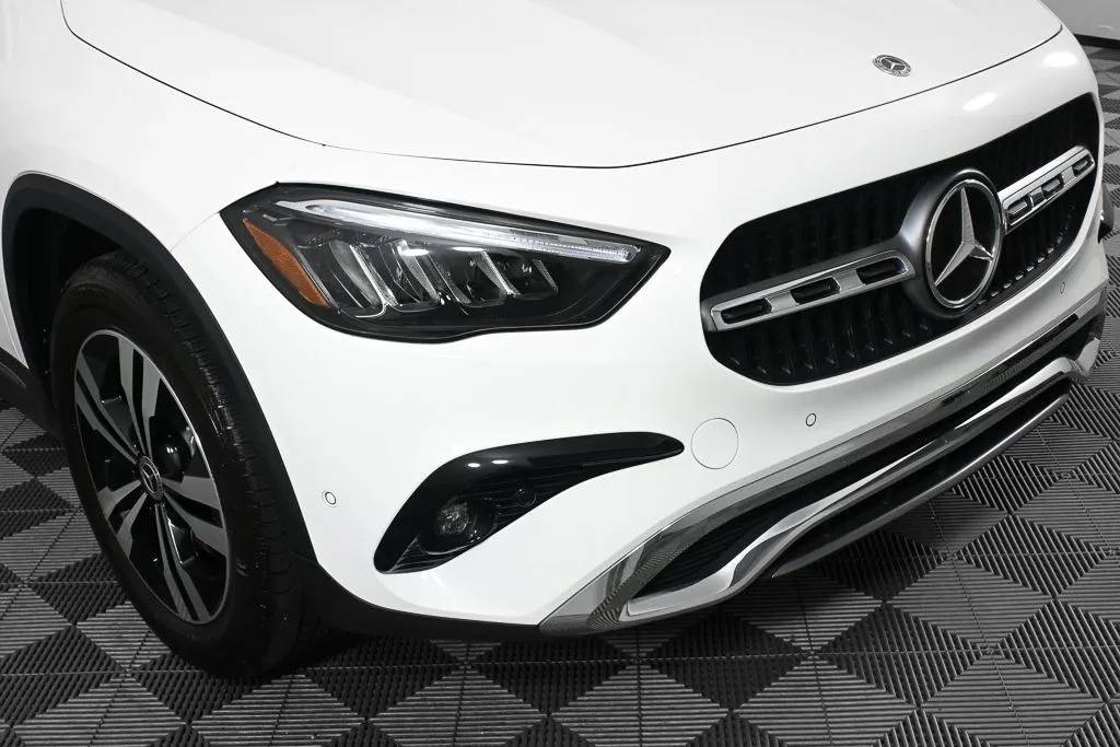2026 Mercedes-Benz GLA 250 thumbnail 35