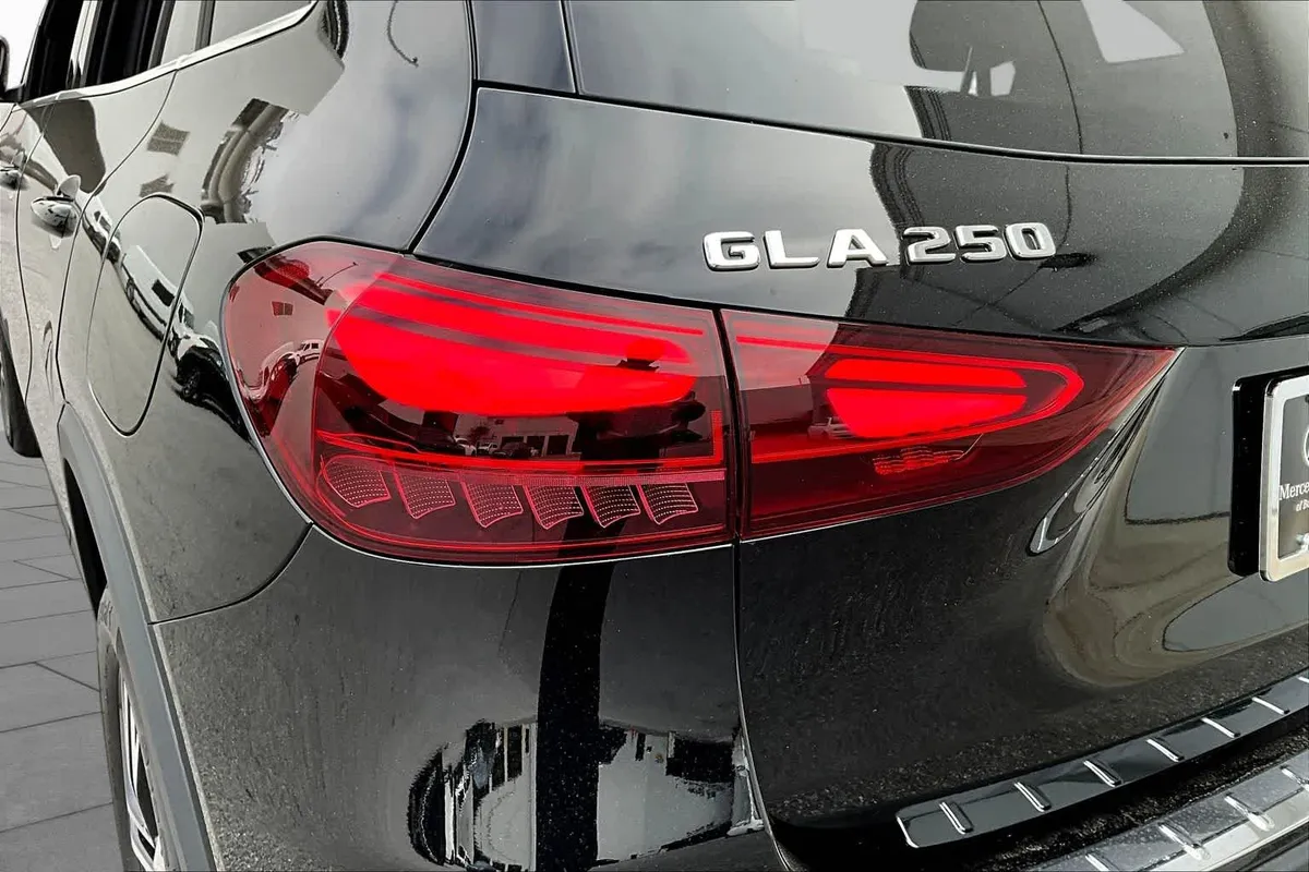 2026 Mercedes-Benz GLA 250 GLA 250 thumbnail 26