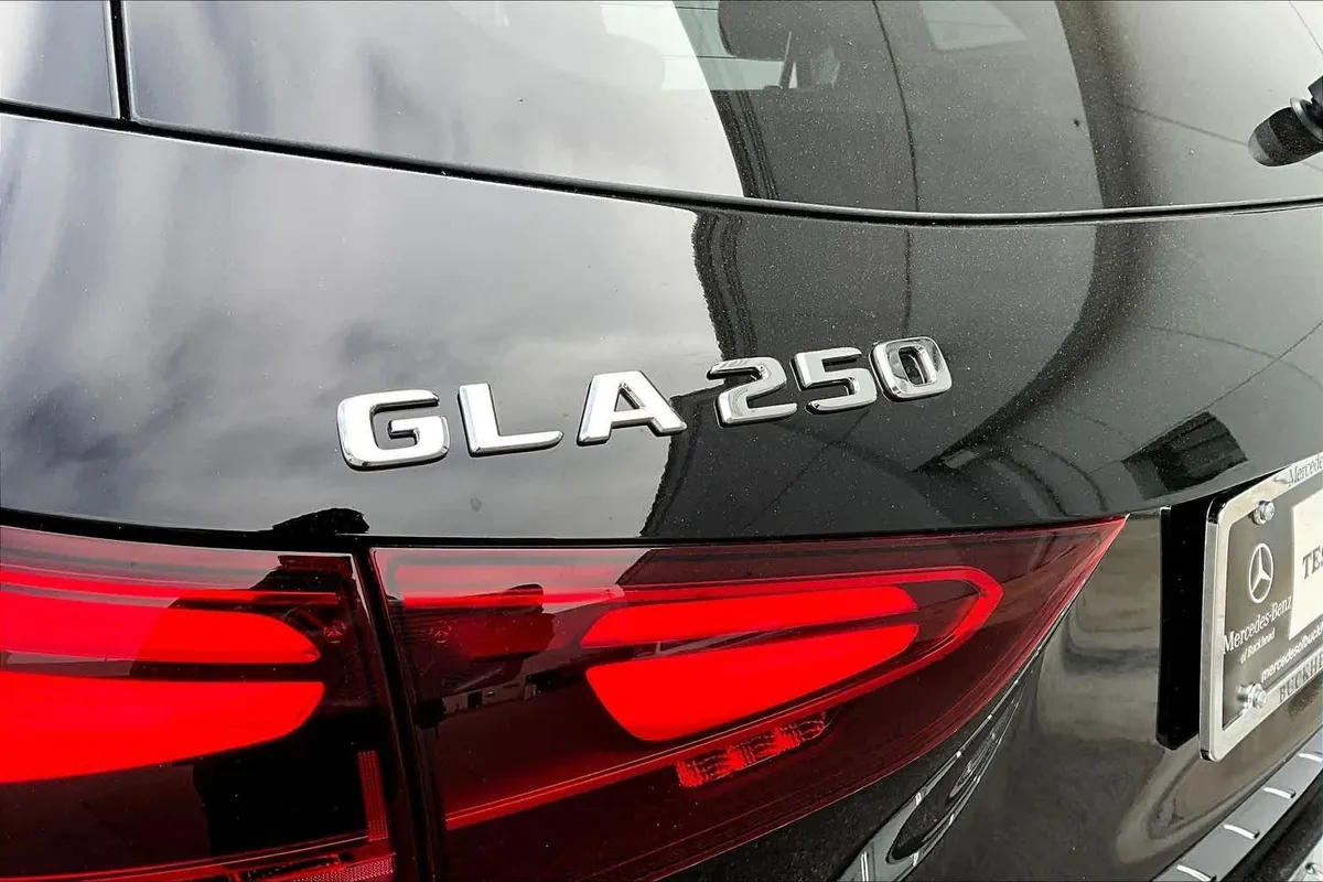 2026 Mercedes-Benz GLA 250 GLA 250 thumbnail 28