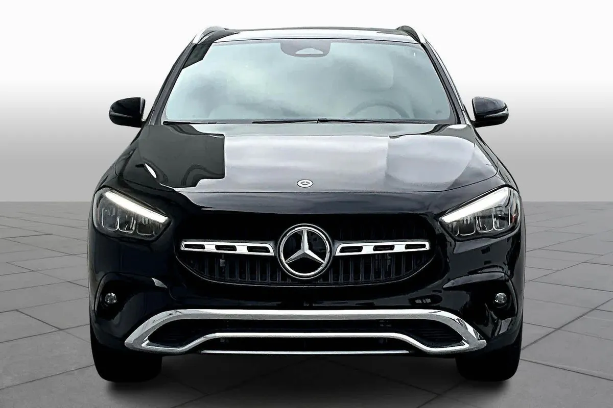 2026 Mercedes-Benz GLA 250 GLA 250 thumbnail 4