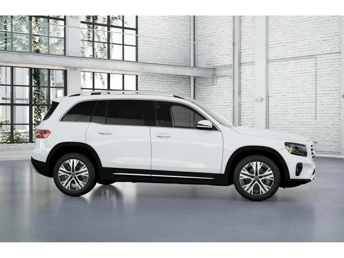 2026 Mercedes-Benz GLB 250 GLB 250 thumbnail 15
