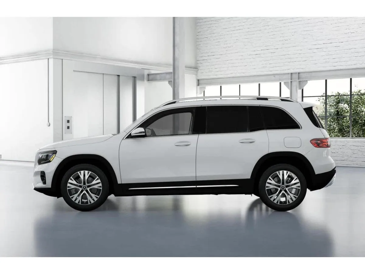 2026 Mercedes-Benz GLB 250 GLB 250 thumbnail 33