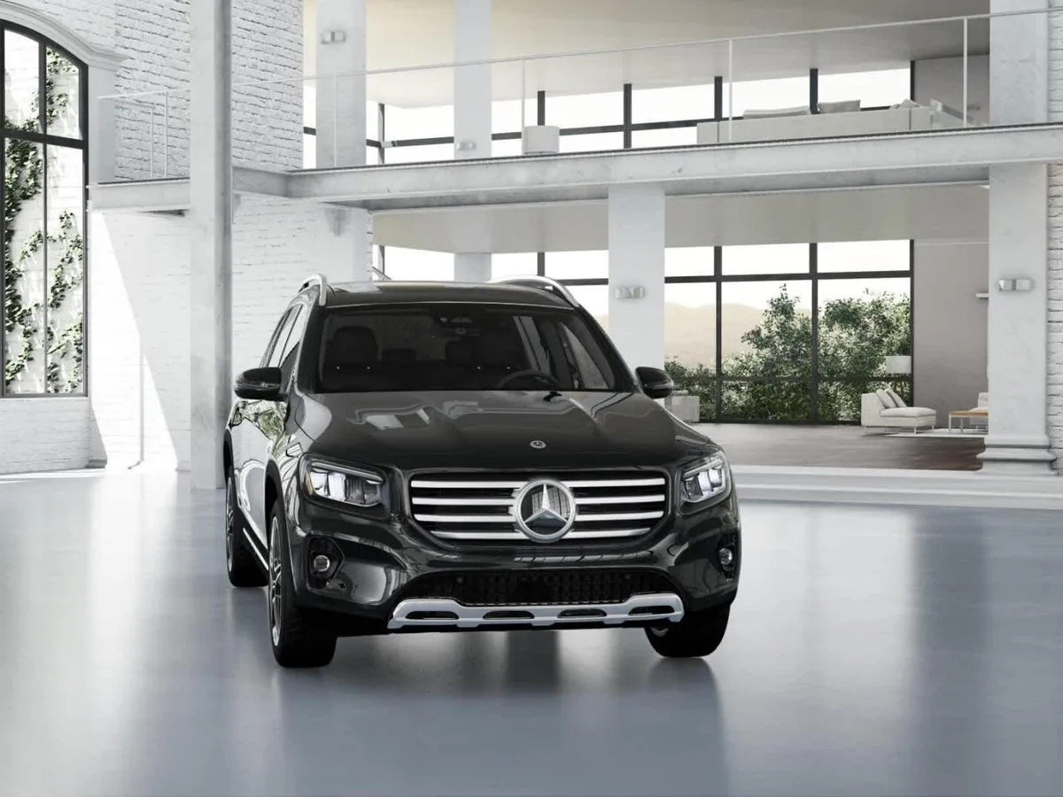 2026 Mercedes-Benz GLB 250 GLB 250 thumbnail 8