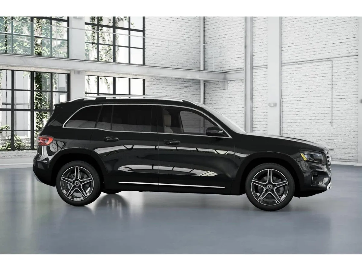 2026 Mercedes-Benz GLB 250 GLB 250 thumbnail 14
