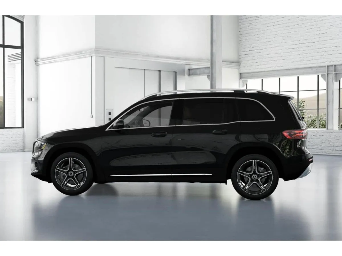 2026 Mercedes-Benz GLB 250 GLB 250 thumbnail 32