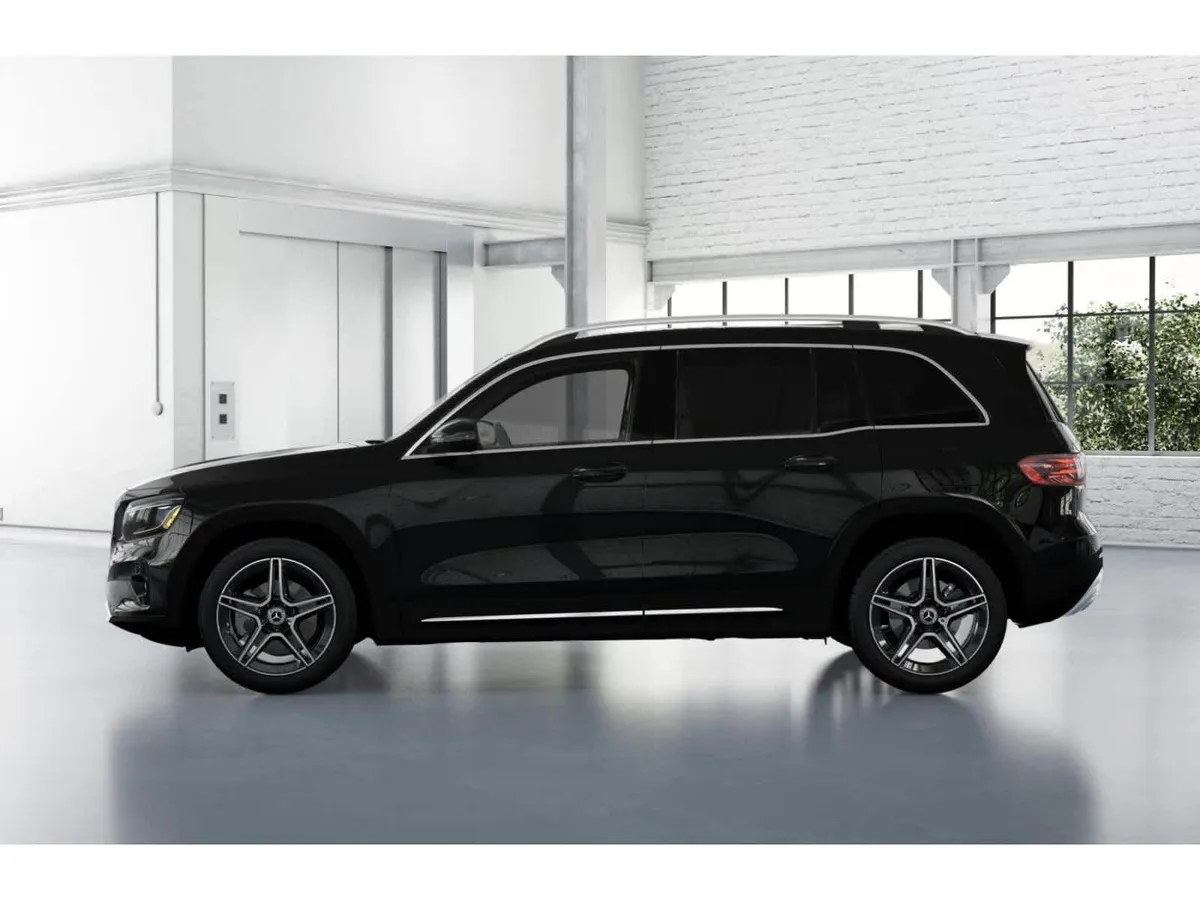 2026 Mercedes-Benz GLB 250 GLB 250 thumbnail 33