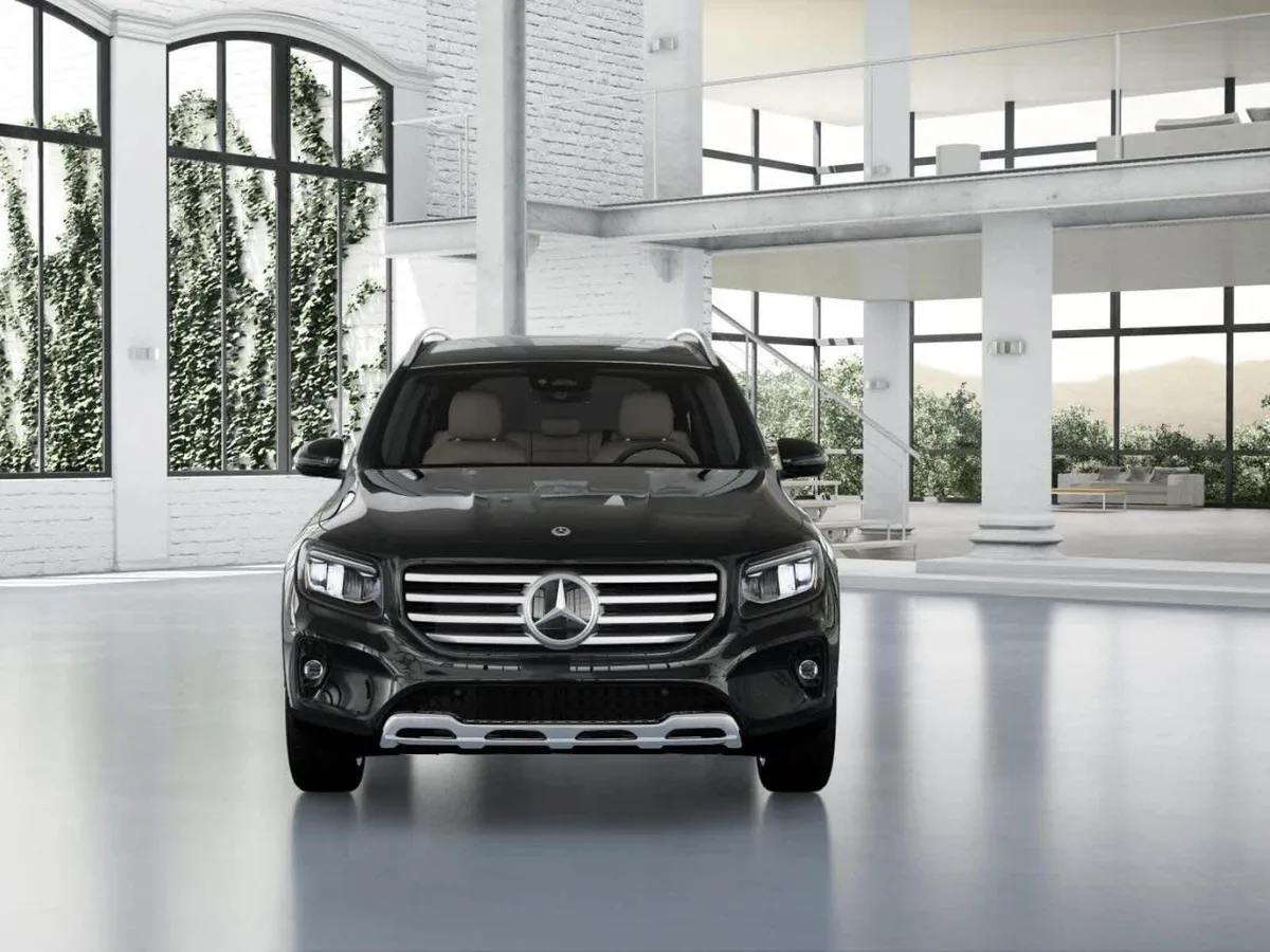 2026 Mercedes-Benz GLB 250 GLB 250 thumbnail 6