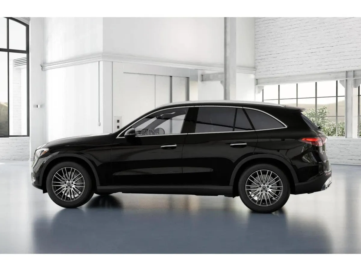 2026 Mercedes-Benz GLC 300 GLC 300 thumbnail 32