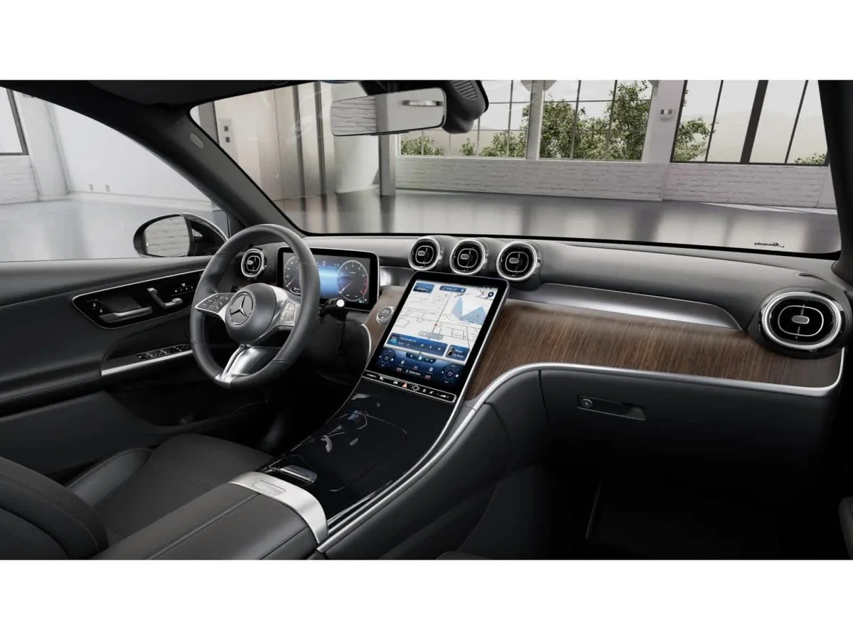 2026 Mercedes-Benz GLC 300 GLC 300 thumbnail 6