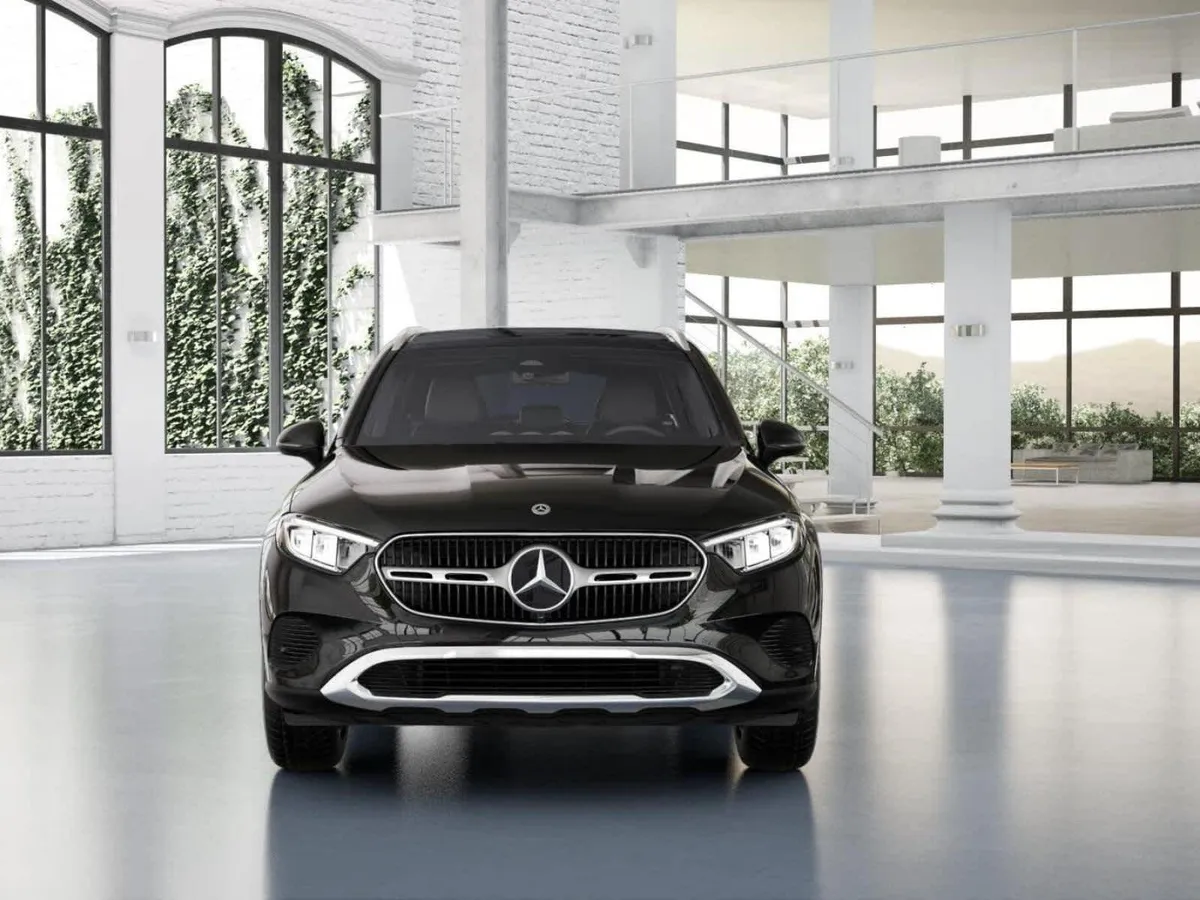 2026 Mercedes-Benz GLC 300 GLC 300 thumbnail 7